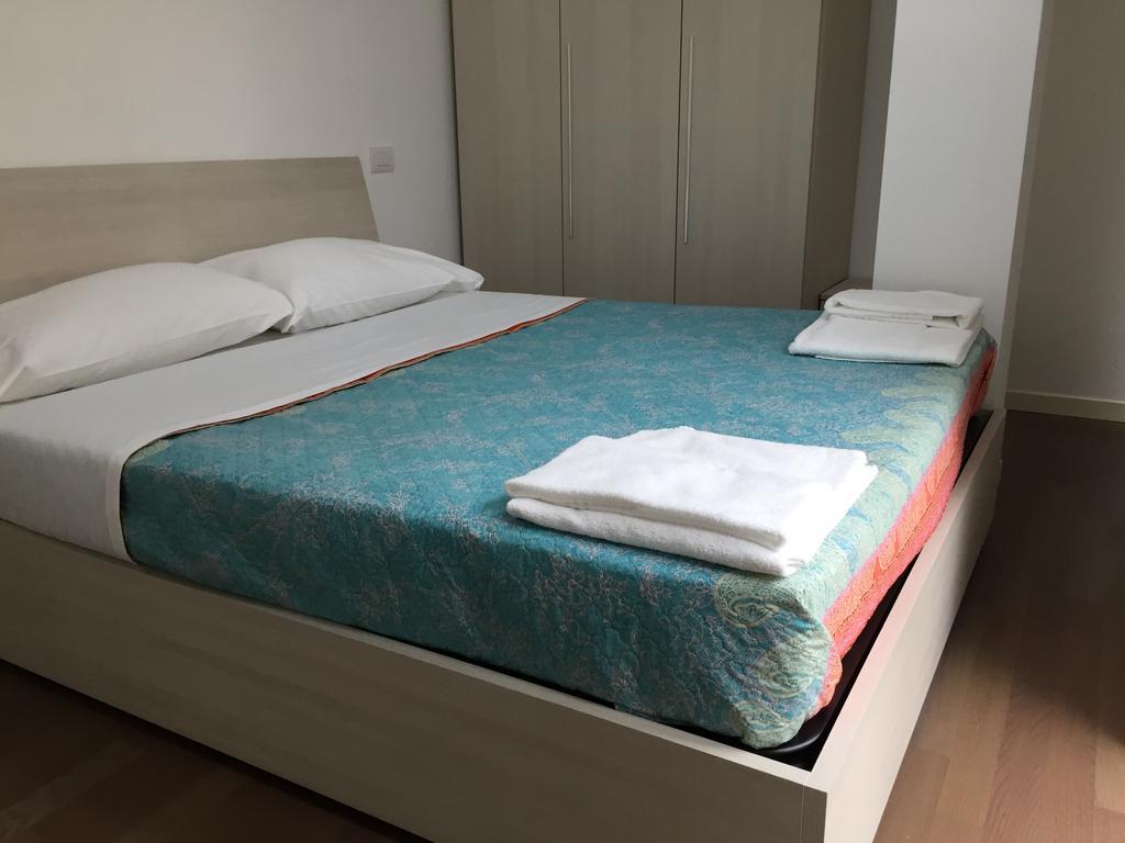 Red Line Apartments Milano Pokój zdjęcie