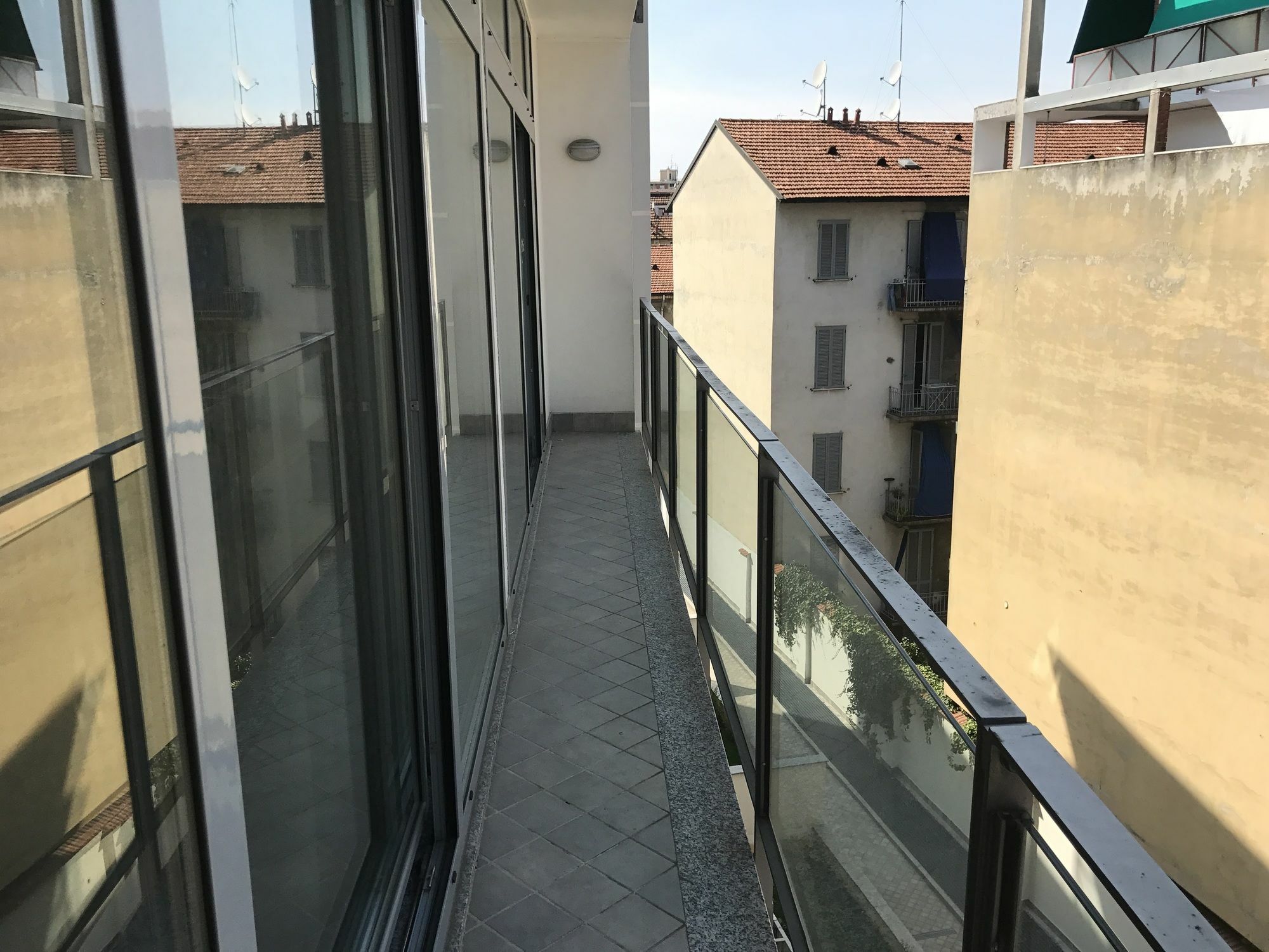 Red Line Apartments Milano Zewnętrze zdjęcie