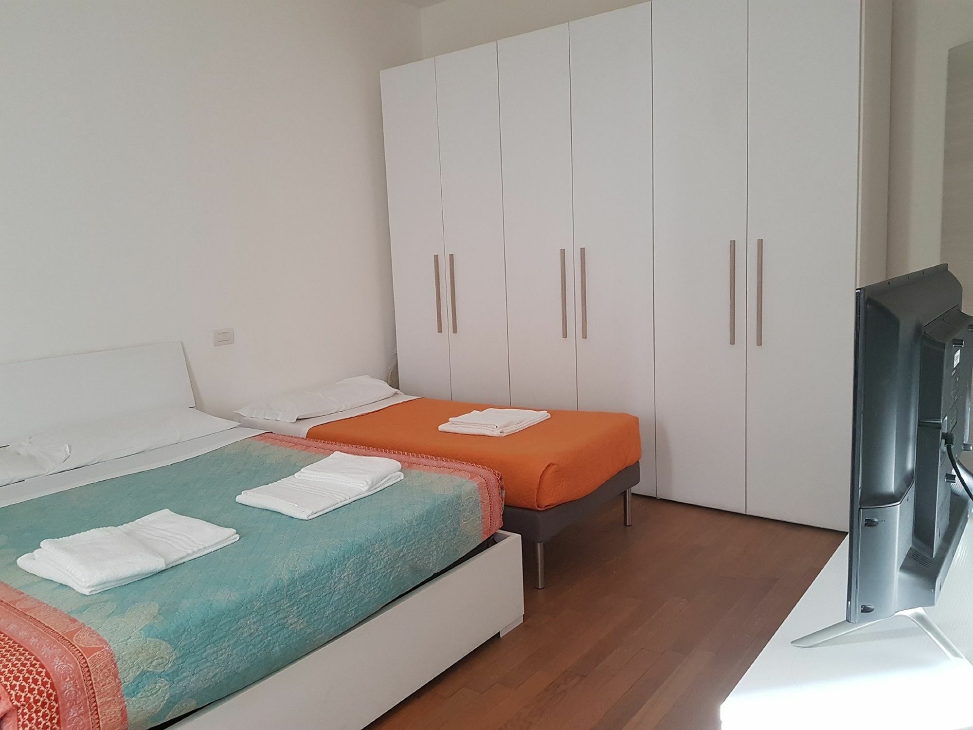 Red Line Apartments Milano Zewnętrze zdjęcie