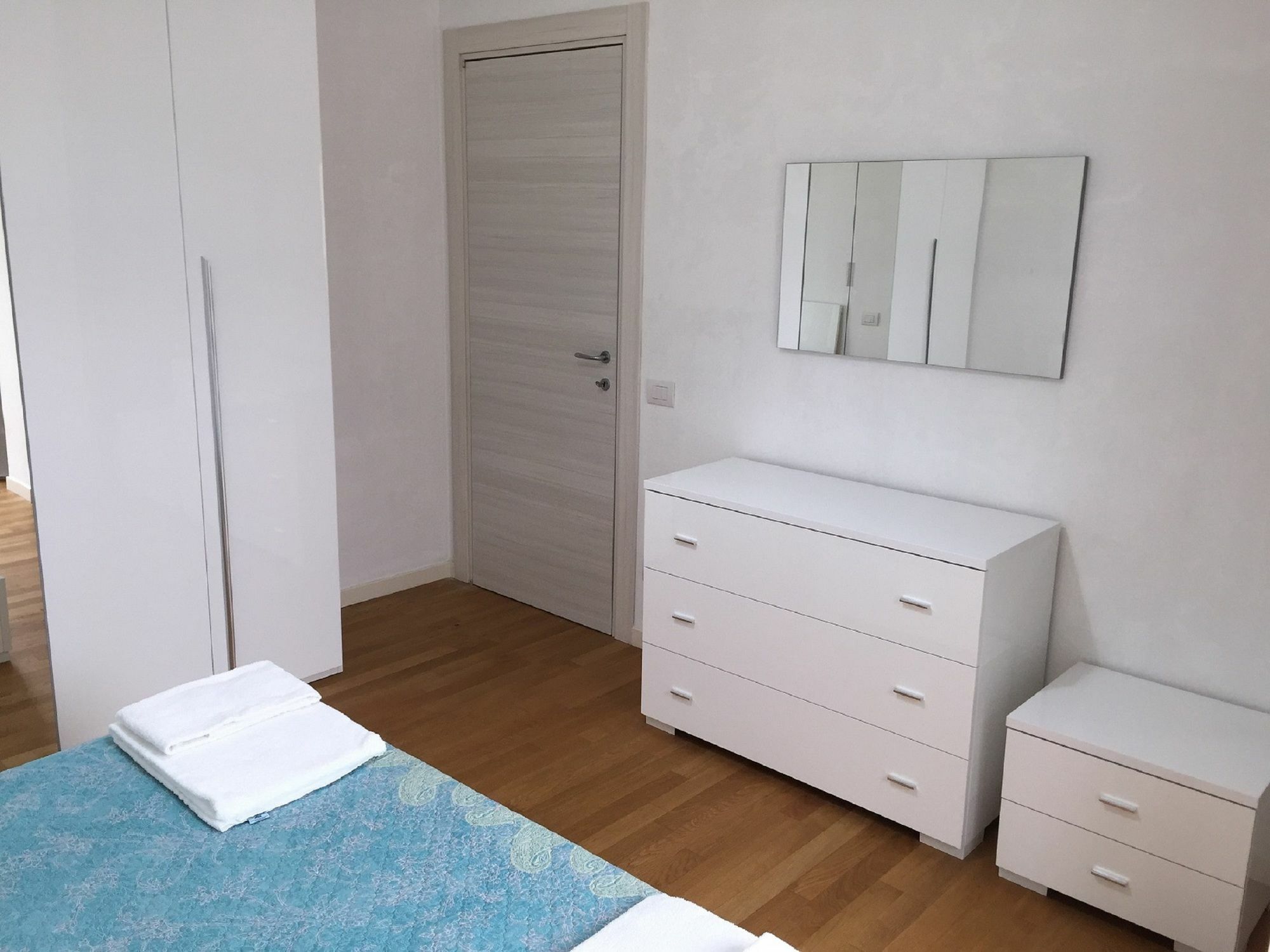 Red Line Apartments Milano Zewnętrze zdjęcie
