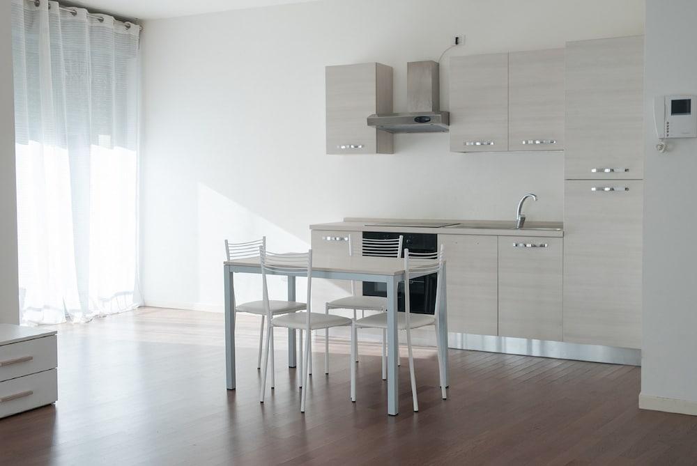 Red Line Apartments Milano Zewnętrze zdjęcie