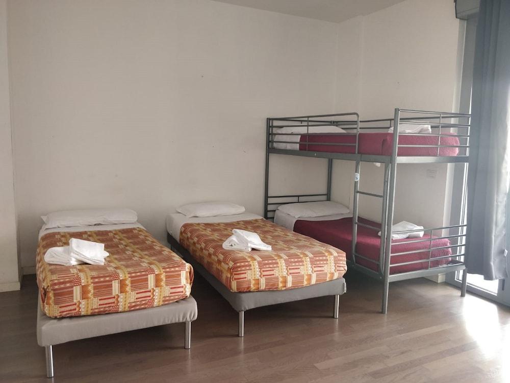 Red Line Apartments Milano Zewnętrze zdjęcie