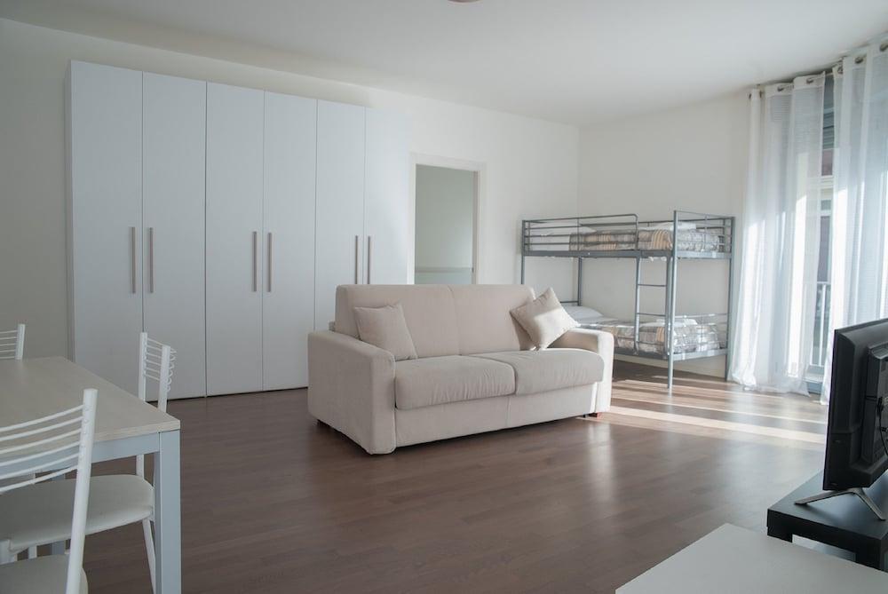 Red Line Apartments Milano Zewnętrze zdjęcie